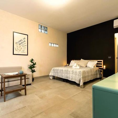 Residence La Corte - Bilocale 3 Новара Экстерьер фото